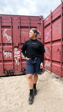 Laden Sie das Bild in den Galerie-Viewer, T-Shirt "BIS ALLE FREI SIND."
